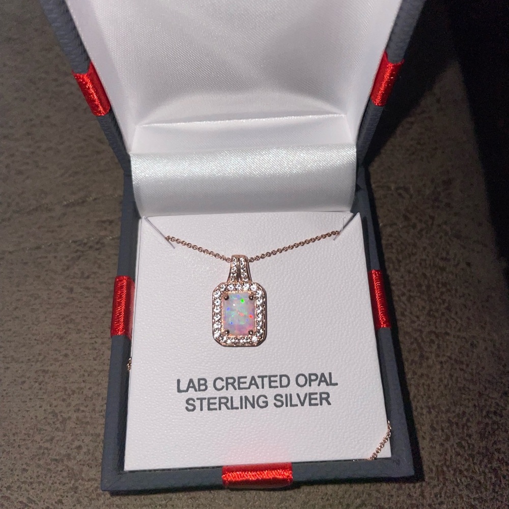brand new with tags 14kt gold necklace opal square pendant 18 inch chain